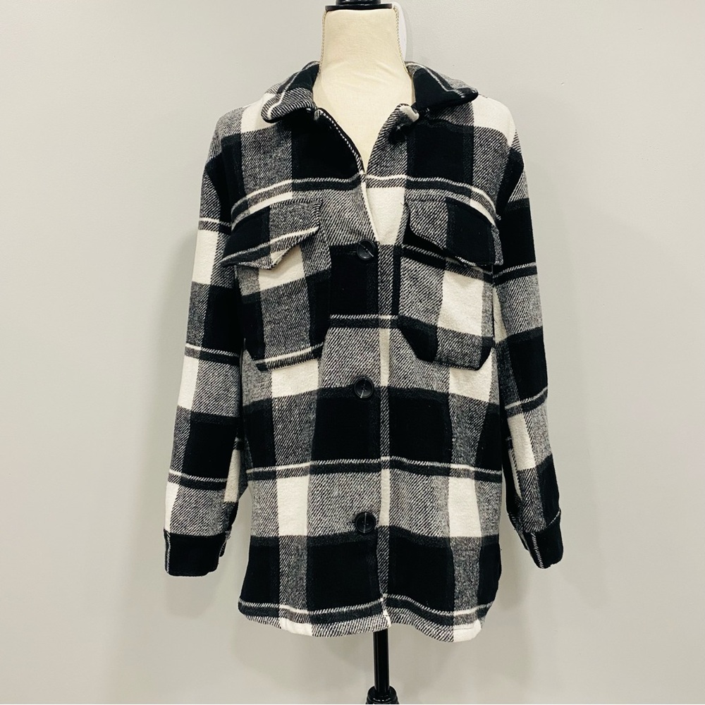 Rue21 S Black White Buffalo Plaid Flannel Oversize Shacket Shirt Jacket Workwear
